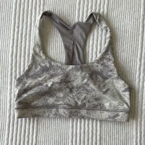Lululemon sports bra